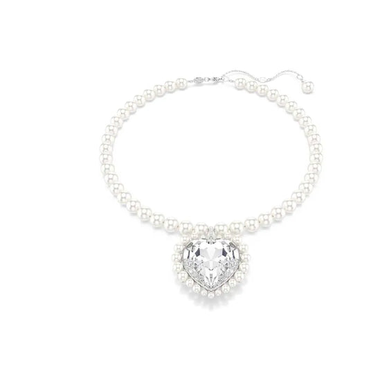Collar Swa de perlas con dije corazón de cristal – Diseño elegante