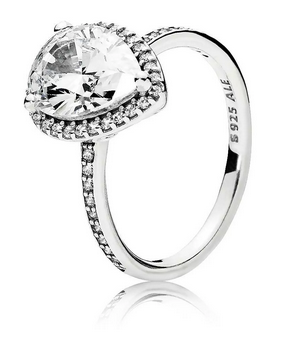 Anillo Pandora Lágrima Radiante	Plata 925