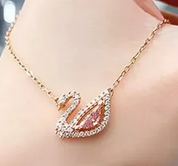 Collar swa cisne rosa swan	 baño de oro rosa
