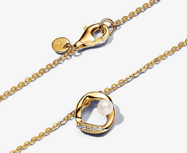 Collar Pand Círculo Forma Orgánica en Pavé y Perla Cultivada	Plata 925 con Baño de oro