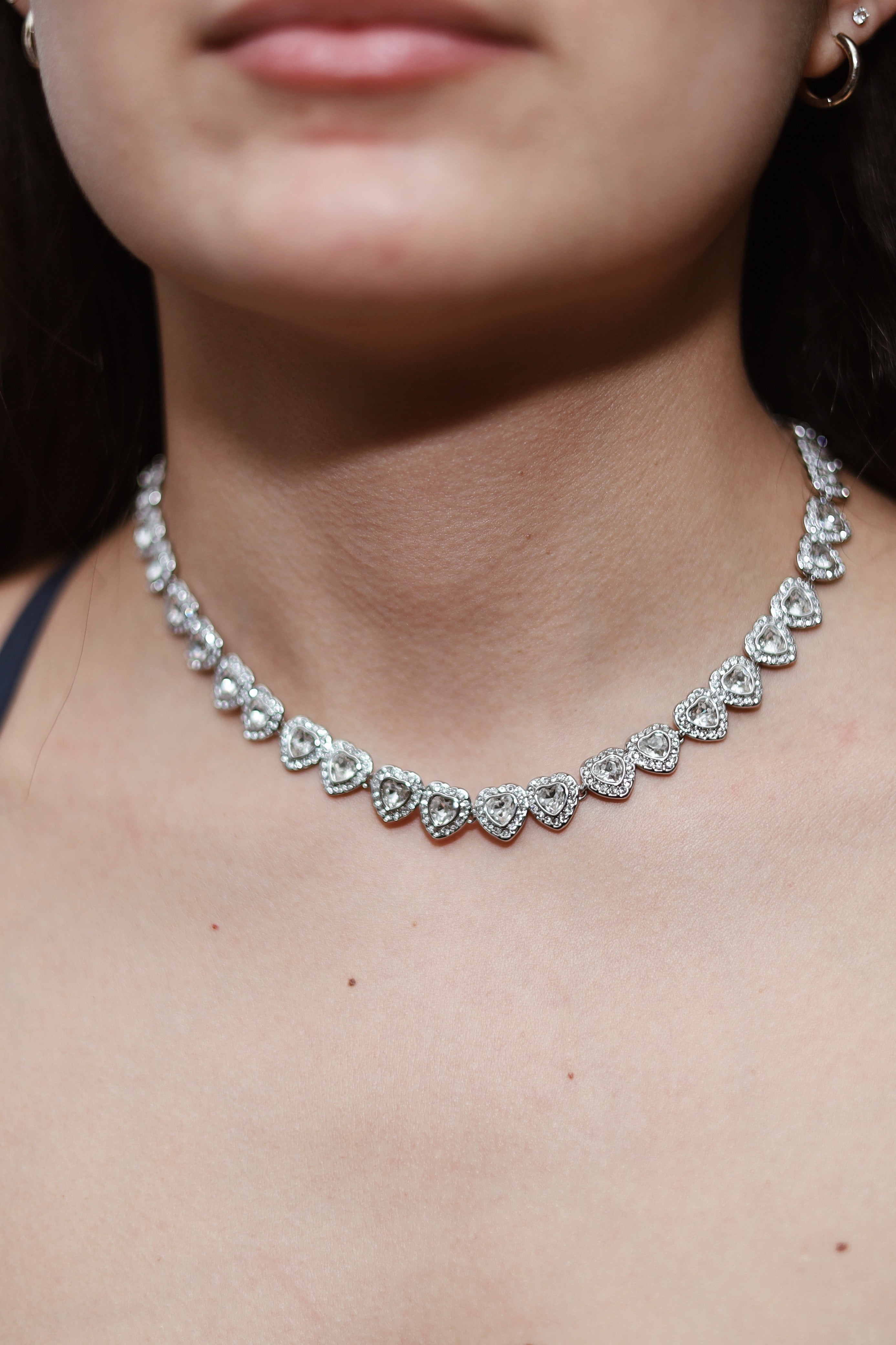 Collar Swa Ariana Coleccion, elegante de cristales corte corazón Original